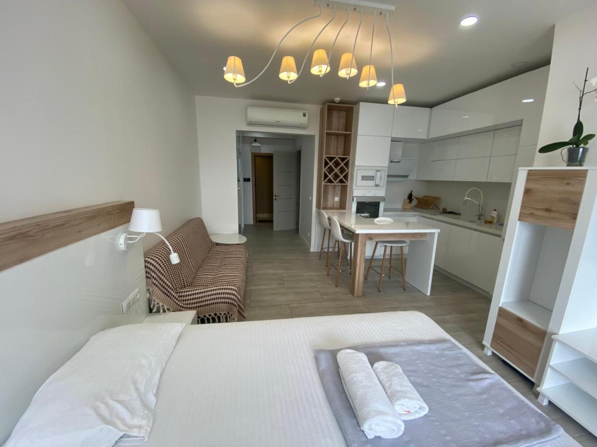 Apartment In Porta Batumi Tower Exterior foto